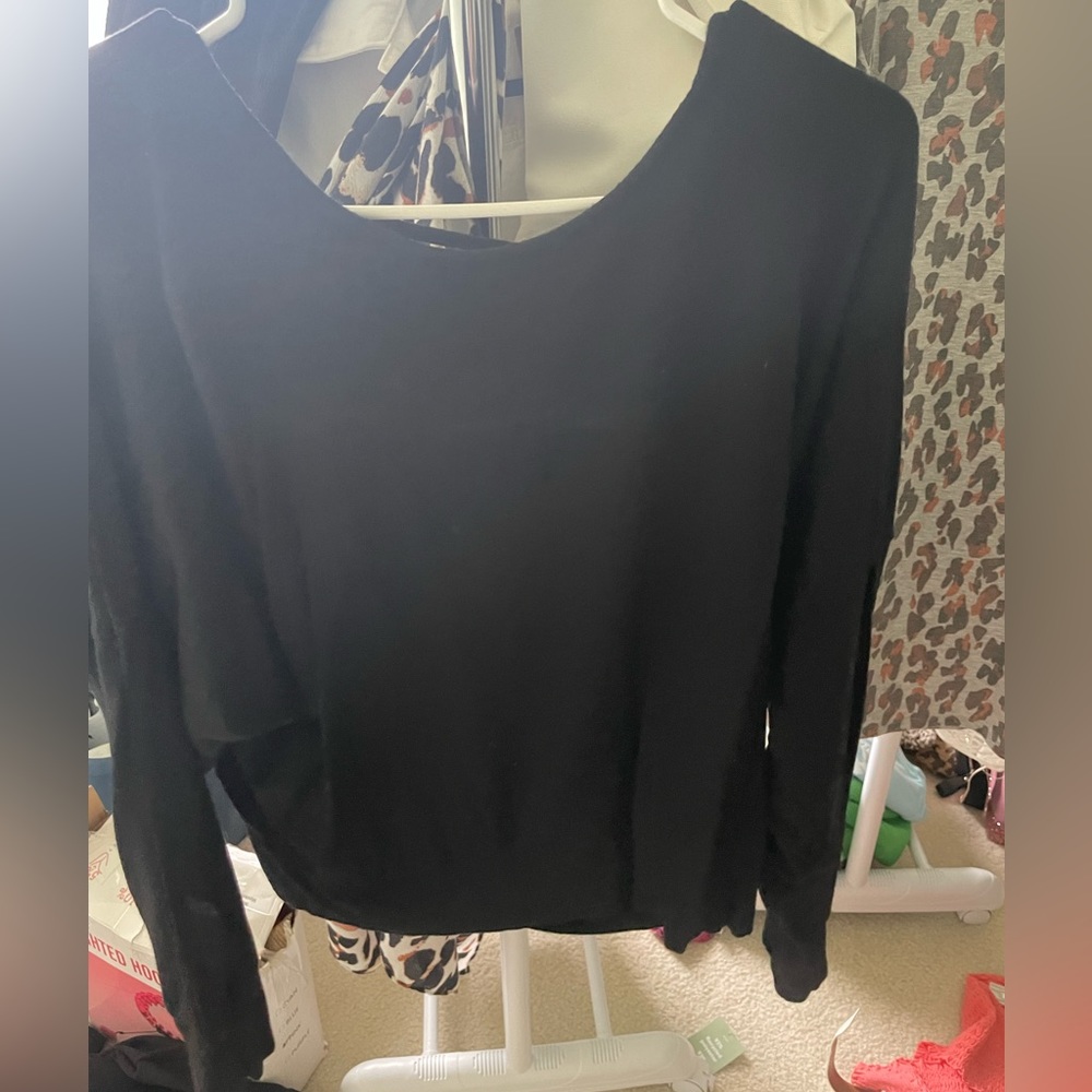 Open back express sweater. Perfect for fall!!